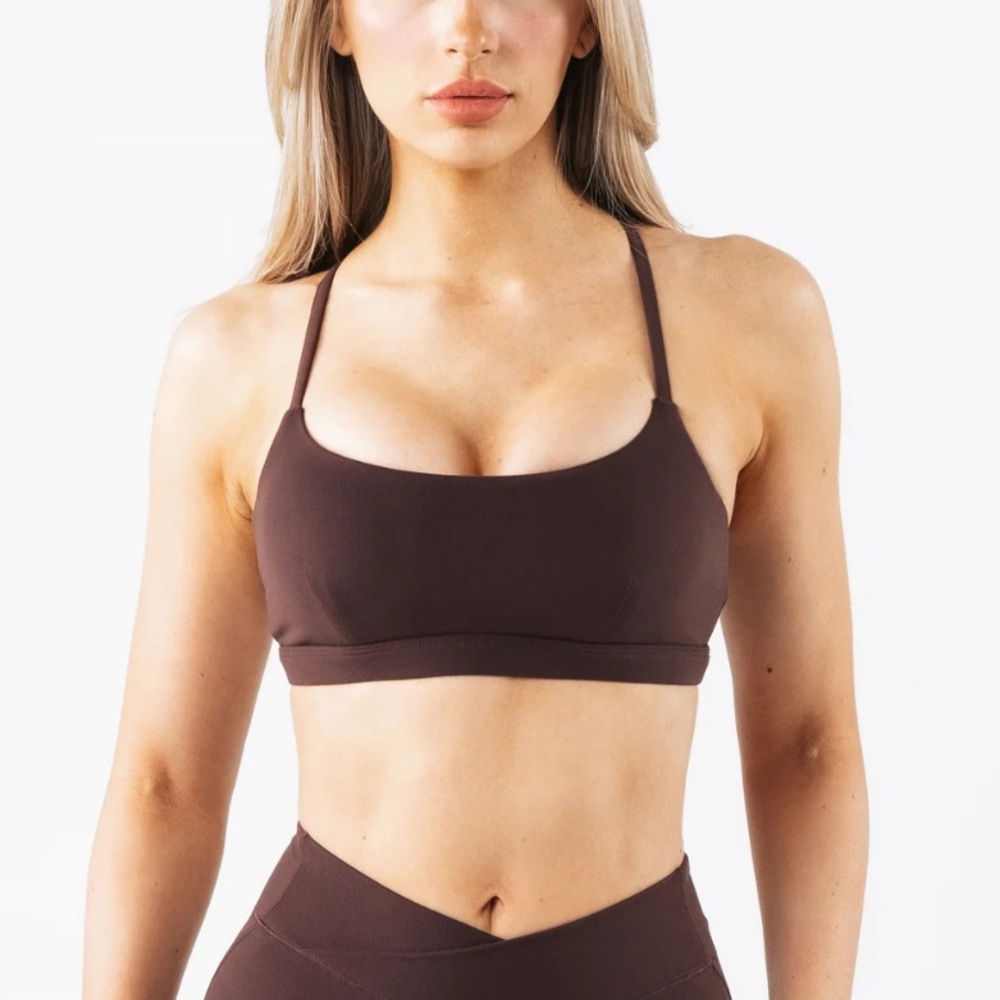 Alphalete Core Bra - Cashmere